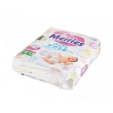 Подгузники MERRIES S 3 (4-8 кг), 82шт