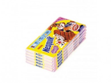 Шоколад NESQUIK с молочной начинкой, ягодами и злаками, 100г, 5 штук