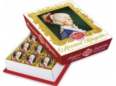 Шоколадный набор REBER Mozart с молочным шоколадом, 240г, 1 штука