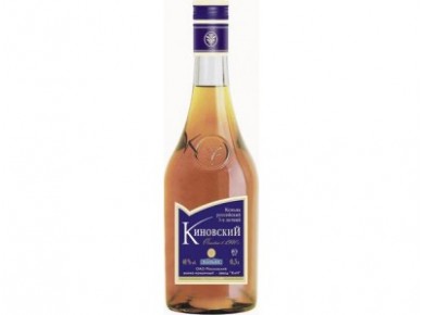 Коньяк КИНОВСКИЙ 3-х летний, 0,5л