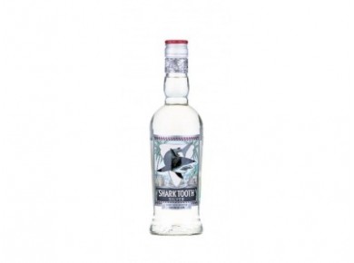 Напиток ромовый SHARK TOOTH Silver, 0,5л