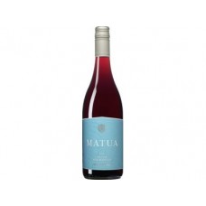 Вино MATUA Pinot Noir красное полусухое 13%, 0,75л