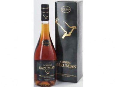 Коньяк KAZUMIAN VSOP в подарочной упаковке, 0,7л