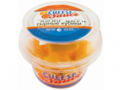 Сыр Блек Лейбл кубики с соусом, 120г, 1 штука