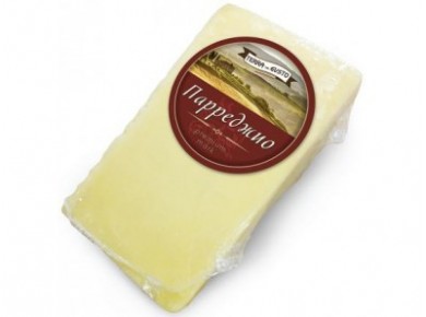 Сыр твердый Парреджио TERRA-GUSTO, 1 кг